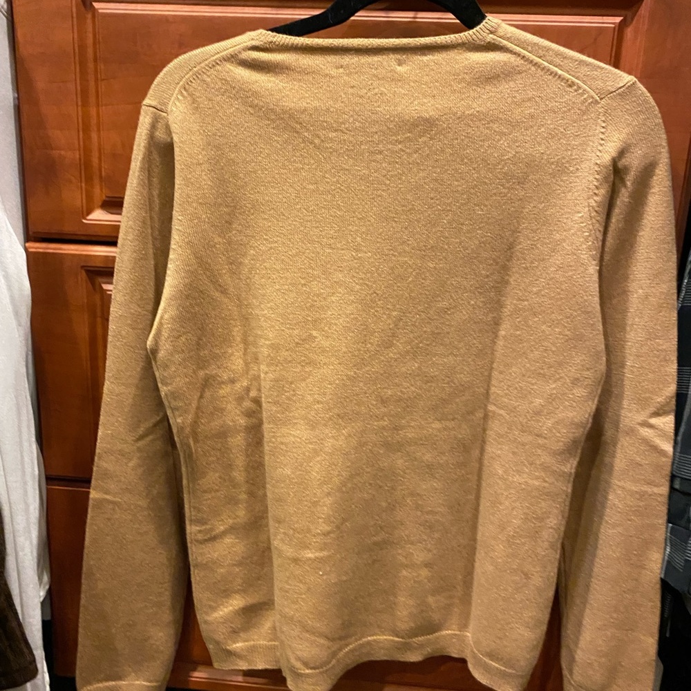 Sweater - Picture 3 of 3